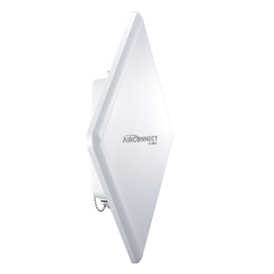 BEC AirConnect® 8231 5G CBRS Outdoor Router side view