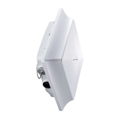 BEC AirConnect® 8232 5G sub-6 GHz Outdoor Router Side View