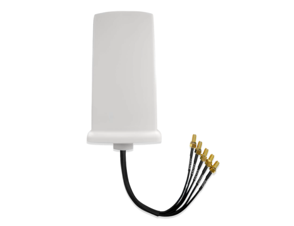 BEC 5-in-1 Combo 600 MHz – 3800 MHz Omni and Directional Antenna